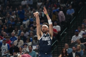 开云官网-克莱谈命中追平三分：我发现防守出现空隙 投出去就感觉能进