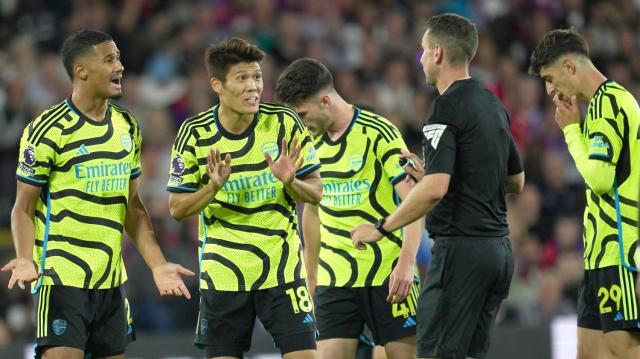 开云体育-IFAB讨论VAR是否扩权，以后角球任意球第2黄都审？