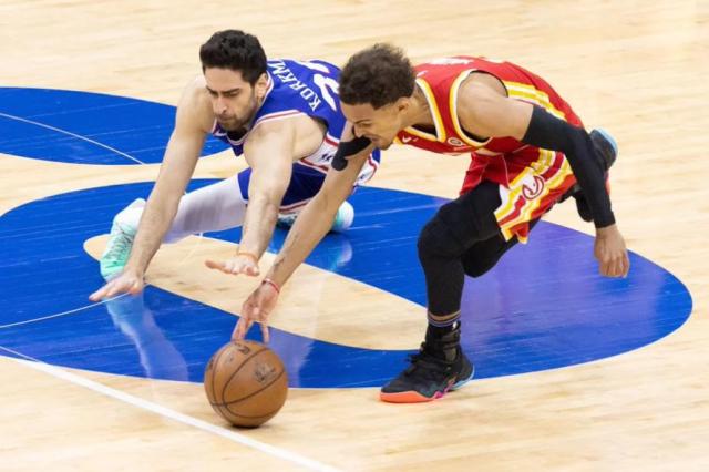 开云体育-26分算个屁!客场攻陷天王山,老鹰总冠军不是梦