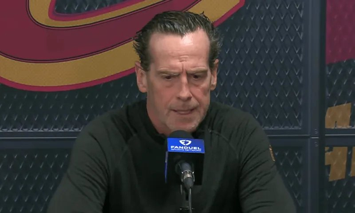 开云APP-输湖人发布会！阿特金森被詹东打服，回应莫布利低迷，点众多问题|骑士|东契奇|莫布利;贾斯廷-安德森|克利夫兰骑士队|洛杉矶湖人队_新浪新闻